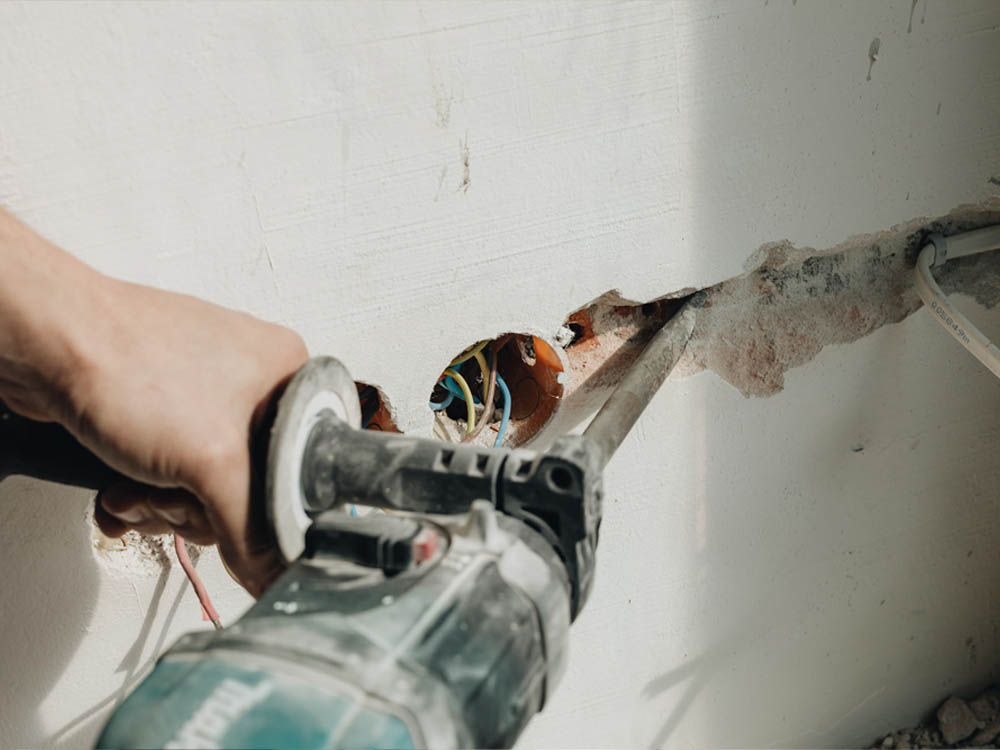 Electricians 